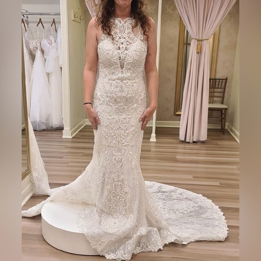 Allure Couture Wedding Dress style #C508